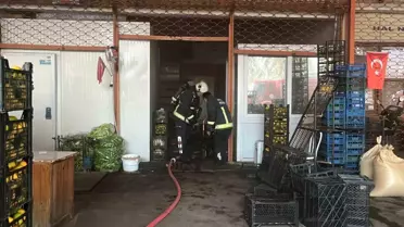 Alanya'da Sebze ve Meyve Deposunda Yangın Paniği