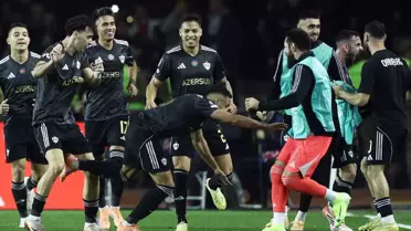 Chelsea'ye de boyun eğmediler! Karabağ Devler Ligi'nde destan yazıyor