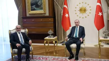Cumhurbaşkanı Erdoğan, HÜDA PAR Genel Başkanı Yapıcıoğlu'nu kabul etti