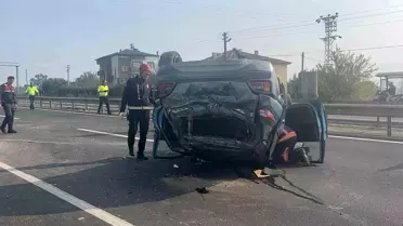 Pamukova'da Otomobil Takla Attı
