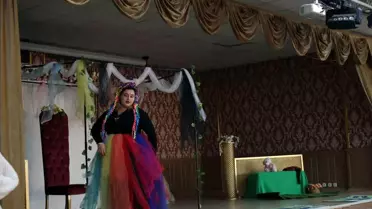 Miniklere Unutulmaz Bir Gün: 'Yetenek Avcısı' Tiyatro Oyunu Pamukova'da Sahnelendi