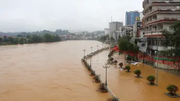 Vietnam'da Sel Felaketi: 47 Ölü