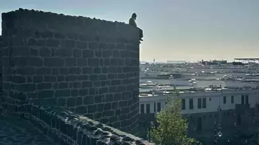 Diyarbakır'da İntihar Girişimi: Kadın Zabıta Ekipleri Tarafından Kurtarıldı