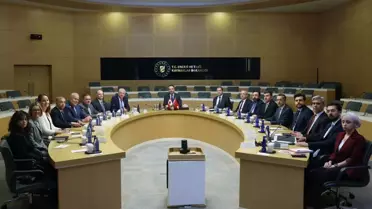 Bakan Bayraktar'dan Nükleer Enerji Görüşmesi