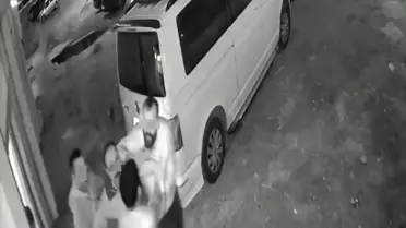 Kukla Sanatçısına Aile İçi Şiddet