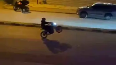 Safranbolu'da Tehlikeli Motosiklet Gösterisi