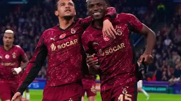 Osimhen varsa sorun yok! Galatasaray, Ajax'ı bozguna uğrattı