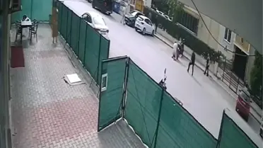 Eşini yere yatırıp defalarca bıçakladı, vatandaşlar güçlükle durdurabildi