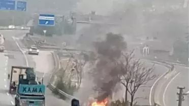 Pamukova'da Otomobil Yangını