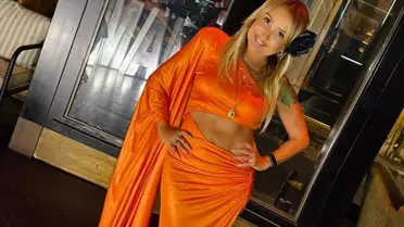 62 yaşında sahneye damga vurdu! Yonca Evcimik'ten gençlik sırrı