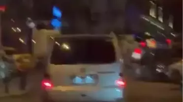 Minibüste Akrobatik Dans Şoku