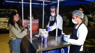 Akdeniz Üniversitesi Öğrencilerine Sıcak Çorba İkramı