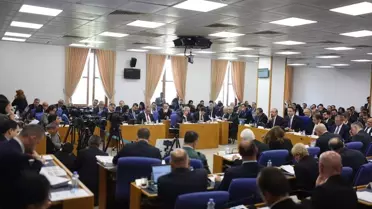 Enerji Bakanı'ndan 2035 Yenilenebilir Enerji Hedefi