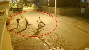 Çocukların Taşlı Saldırısı Güvenlik Kamerasında