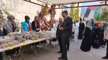 Hakkari'de 'Hayır Çarşısı' Etkinliği Düzenlendi