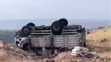 Kahta'da Kamyonet Ters Döndü: 5 Yaralı