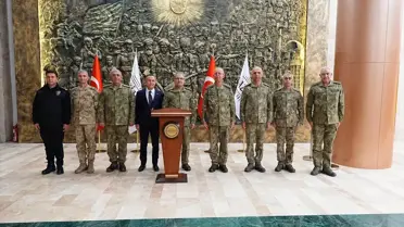 Kara Kuvvetleri Komutanı Tokel, Vali Çeber'i Ziyaret Etti