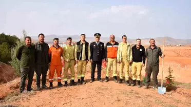 Kırşehir'de şehitler anısına 500 fidan toprakla buluştu