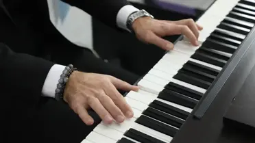 Görme Engelli Kemal Piyano ile Hayalini Gerçekleştirdi