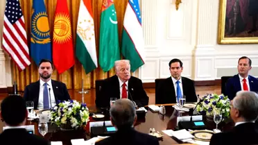 Trump, Orta Asya Liderlerini Beyaz Saray'da Ağırladı