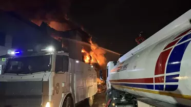 Adana'da Hırdavat Dükkanında Yangın