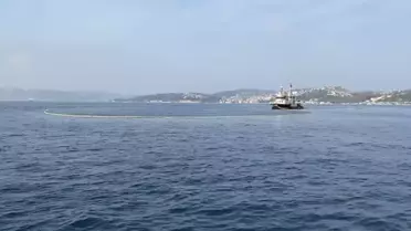Beykoz'da Denizde Erkek Cesedi Bulundu