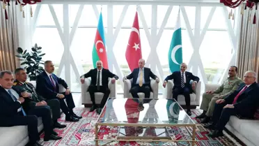 Cumhurbaşkanı Erdoğan, Azerbaycan Cumhurbaşkanı Aliyev ve Pakistan Başbakanı Şerif ile görüştü