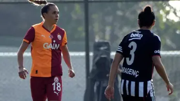 Kadınlar derbisinde Galatasaray, Beşiktaş'a gol oldu yağdı