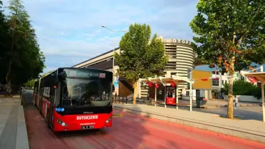 Sakarya'da Ulaşımda Yeni Dönem: Metrobüs ve Raylı Sistem İleriye Taşınıyor