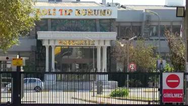 Beykoz'da Denizde Erkek Cesedi Bulundu