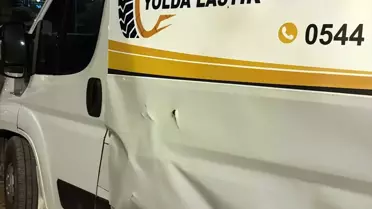 Karşıyaka'da Panelvan Patladı: 2 Yaralı