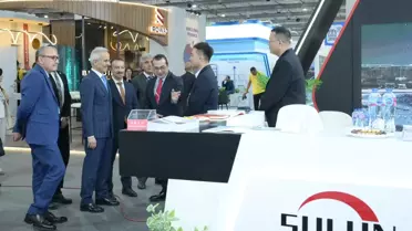 Bakan Uraloğlu Mısır'da Akıllı Ulaşım Fuarında