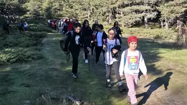 Amasya'da doğaseverler Ata'yı 1881 metrede andı