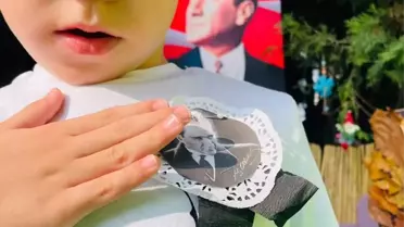 Minikler Atatürk'ü Andı