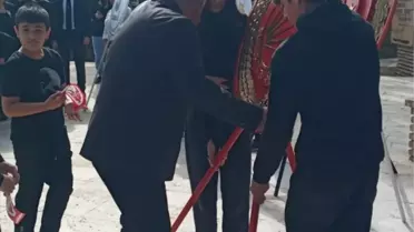 Atatürk'e Saygı Töreni