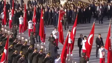 Cumhurbaşkanı Erdoğan, Anıtkabir'de! İşte Özel Defter'e yazdığı not