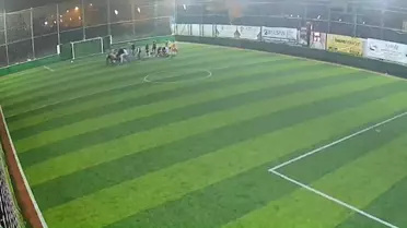 Futbol Sahasında Fenalaşma