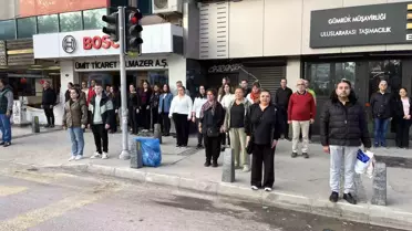 Atatürk, İzmir'de 87. Yılında Anıldı