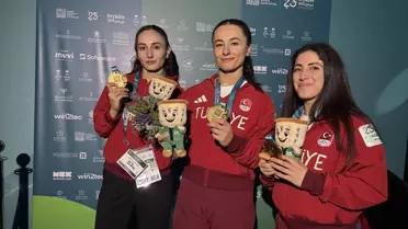 Halterde 9 Altın Madalya, Atatürk'e Armağan