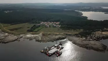 Karaya Oturan Gemi İçin Tahliye Çalışmaları Başladı