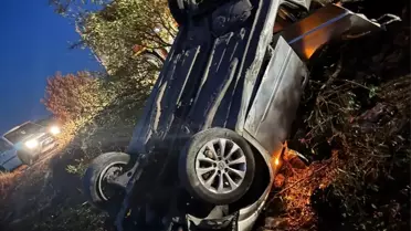 Mardin'de Otomobil Devrildi: 3 Yaralı