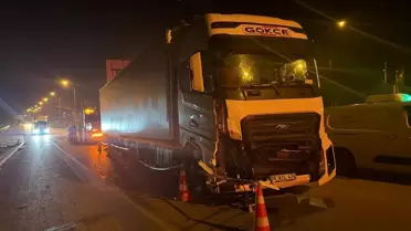 Çanakkale'de Tır-Traktör Çarpışması: 2 Ölü