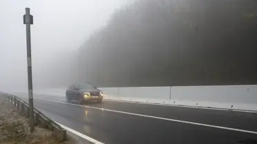 Bolu Dağı'nda Sağanak ve Sis Ulaşımı Olumsuz Etkiliyor