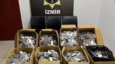 İzmir'de Uyuşturucu Operasyonu: 168 Bin Hap Ele Geçirildi