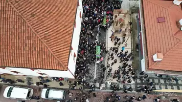 Bozkurt'ta Anne ve Oğulun Cenazesi Toprağa Verildi