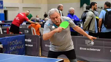 Bursa'da 12. Ulusal Veteran Masa Tenisi Turnuvası Coşkuyla Gerçekleşti