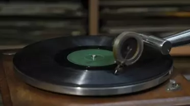 Google'da bile çıkmıyor! 35 yıldır arayanlar var, 2 arkadaş 'bulunmaz' denileni de buldu