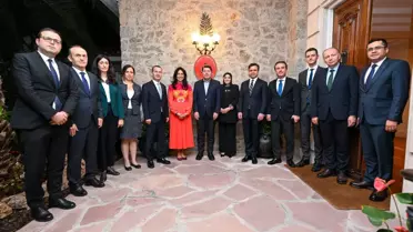 Bakan Tunç, Madrid Büyükelçiliği'ni Ziyaret Etti