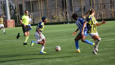 Fenerbahçe Kadın Futbol Takımı Hakkarigücü'nü Yendi