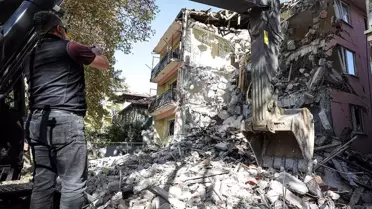 Sındırgı'da 17 bin artçı deprem sonrası uzman psikologdan toplumsal travma uyarısı